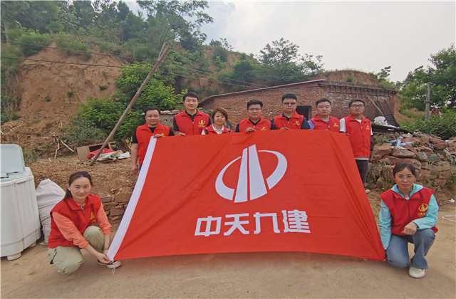 向上，向善，踐行EZPay文化，助力扶貧事業 ——EZPay九建“改造家”慈善活動順利結束