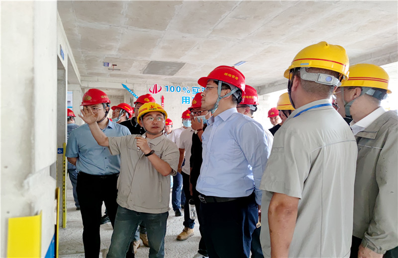 2023年5月10日，綠地香港集團華南區域公司工程對標培訓觀摩會在EZPay八建南寧綠地朗峯A地塊項目舉行。